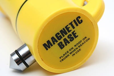 Latarka życia - awaryjne urządzenie wielofunkcyjne zółta